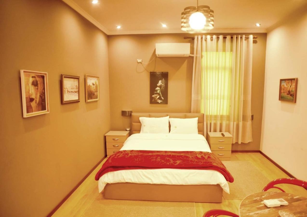 Hotel Bujtina Bicolli コルチャ エクステリア 写真